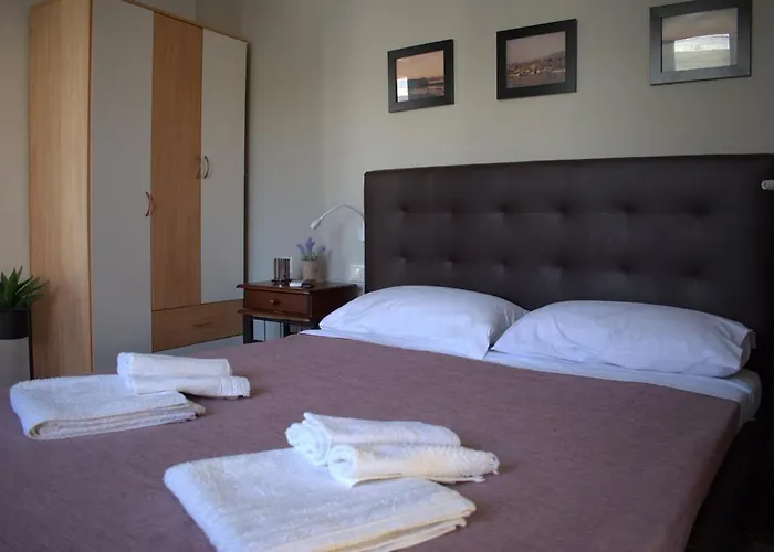 Depy Charming By Ellis, Chania Hriszí Aktí Haniá